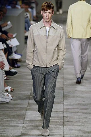 Look 16